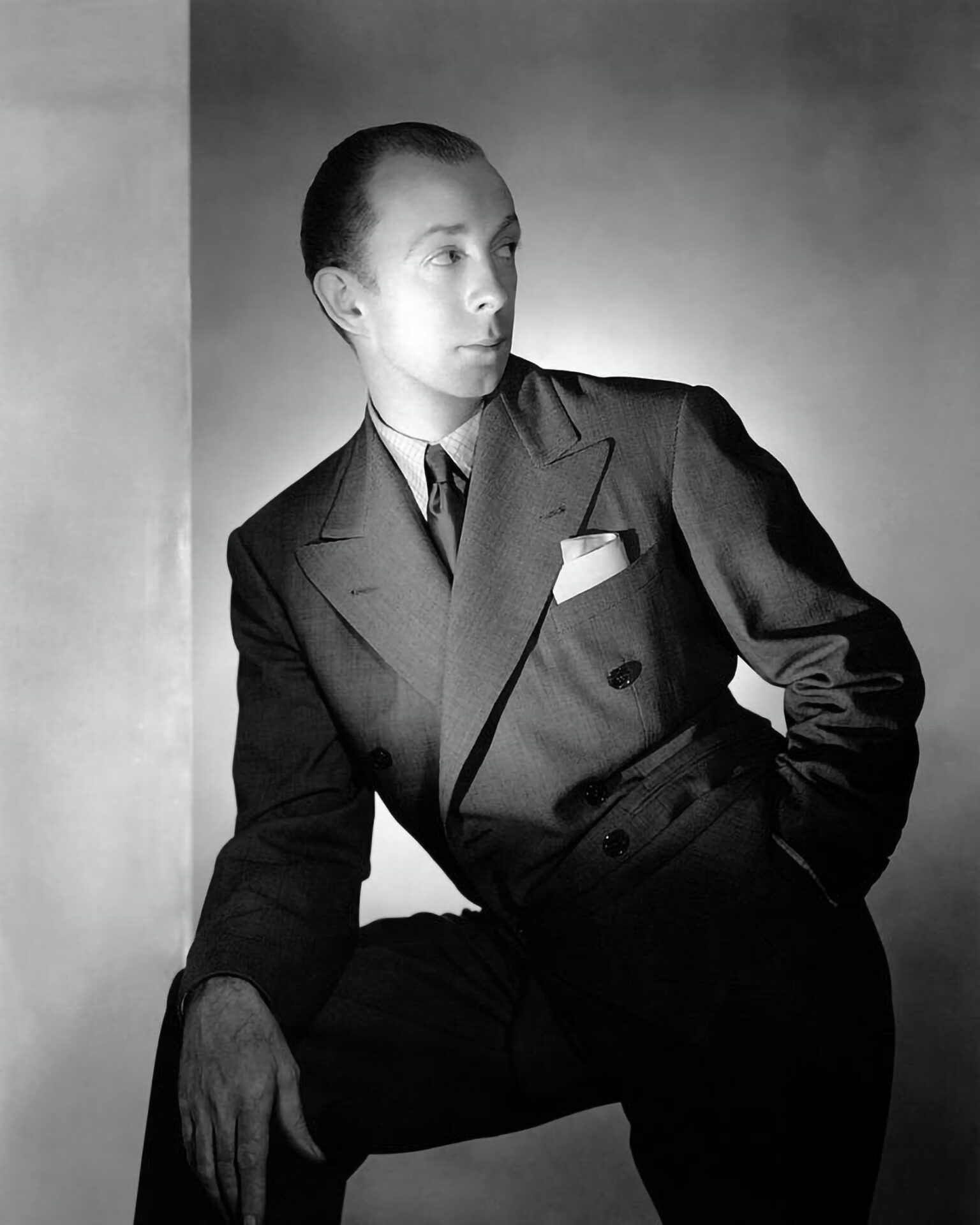 T.H. Robsjohn-Gibbings - Image 6